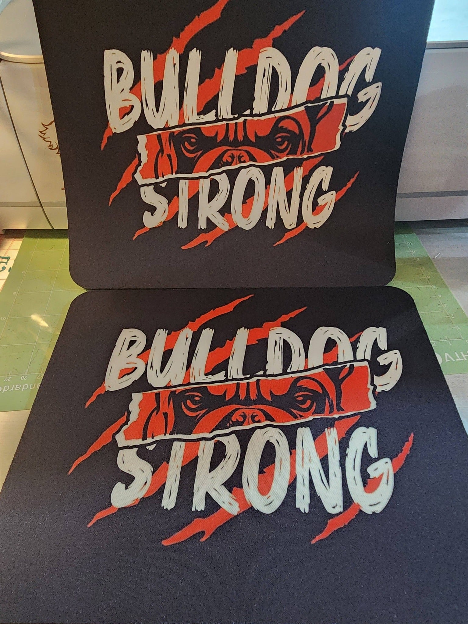 Bulldog Mouse pad